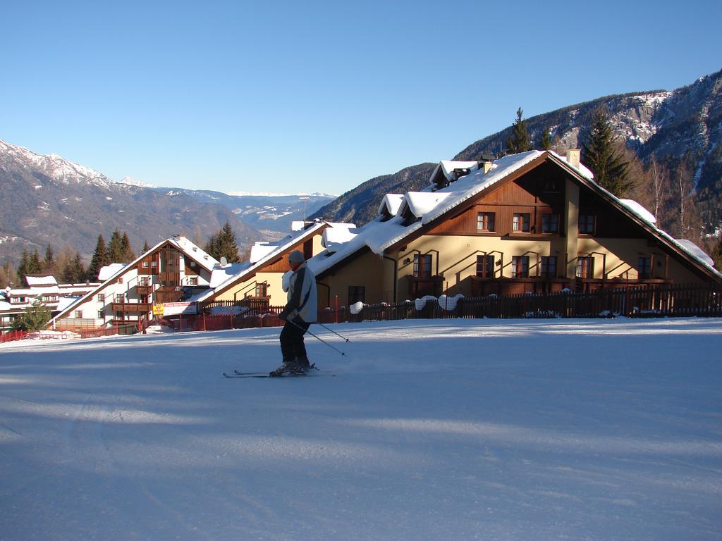 Nevesole Folgarida Resort Aparthotel Exterior photo